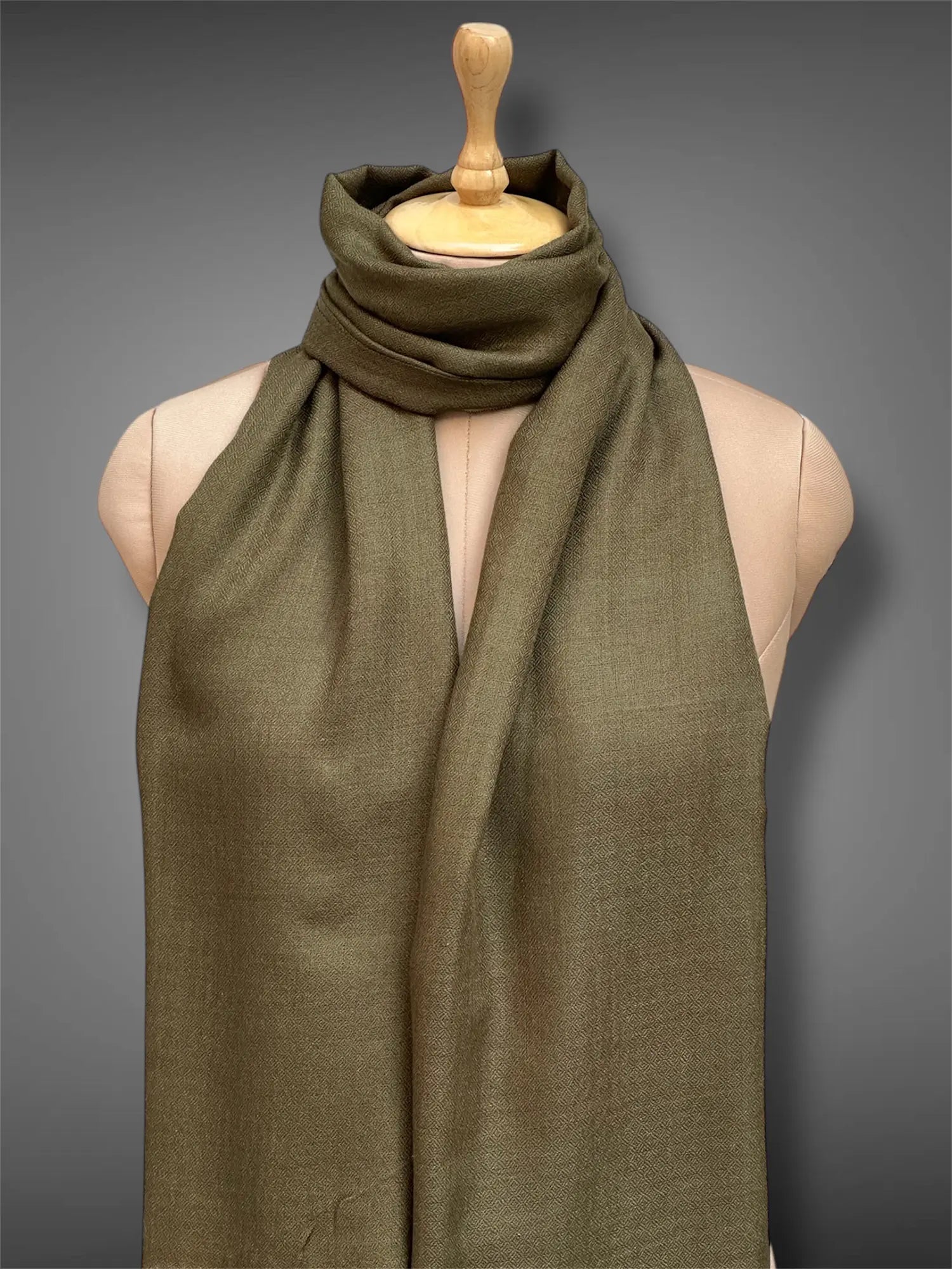 pashmina kashmiri emerald green stole,  muffler close up 2