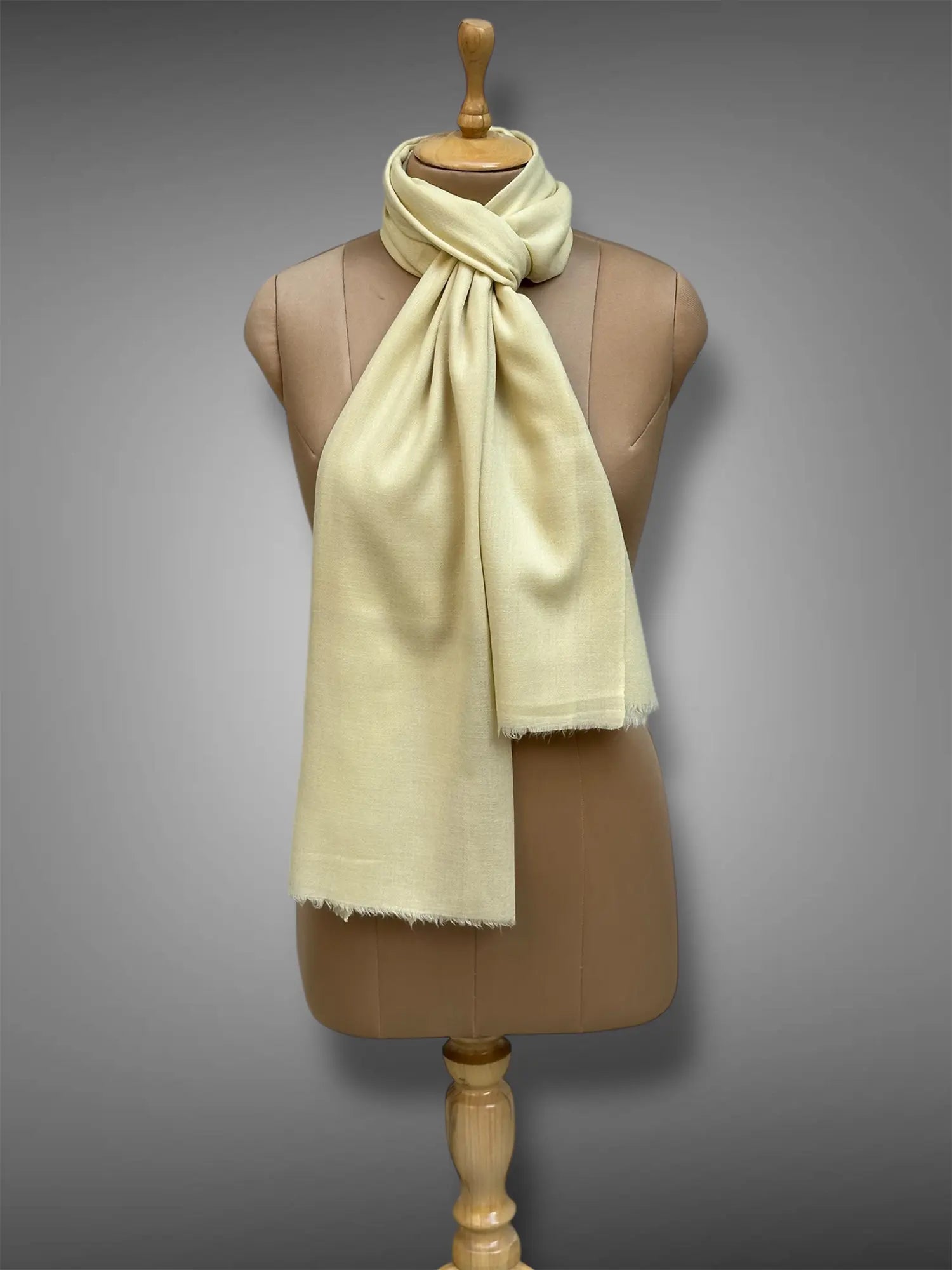 pashmina kashmiri ivory stole,  muffler full