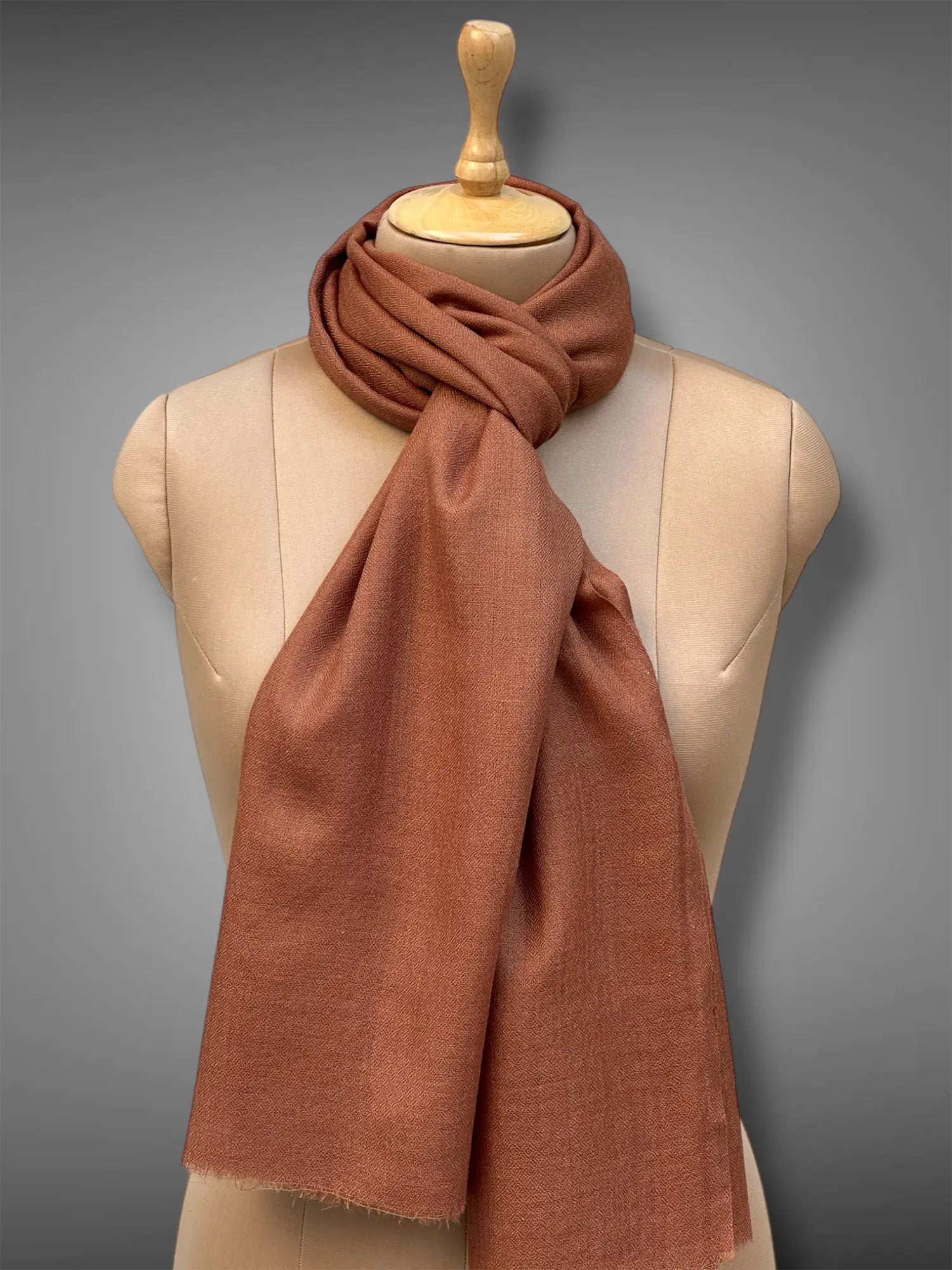 pashmina kashmiri mud brown stole,  muffler close up