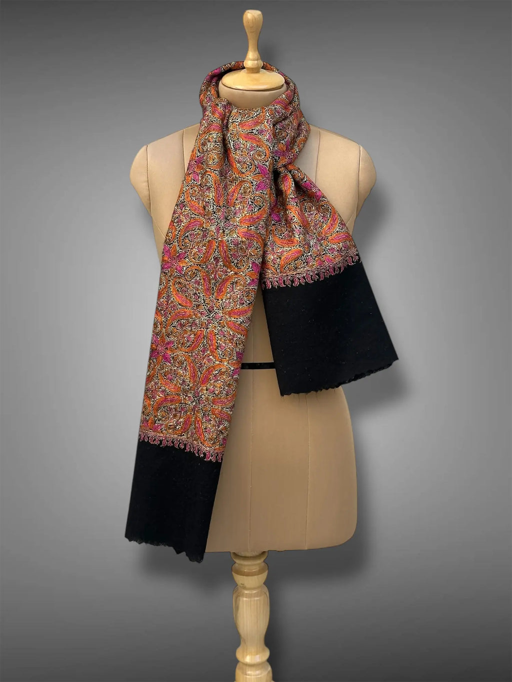 aksi Jama pashmina kashmiri black stole,  front full