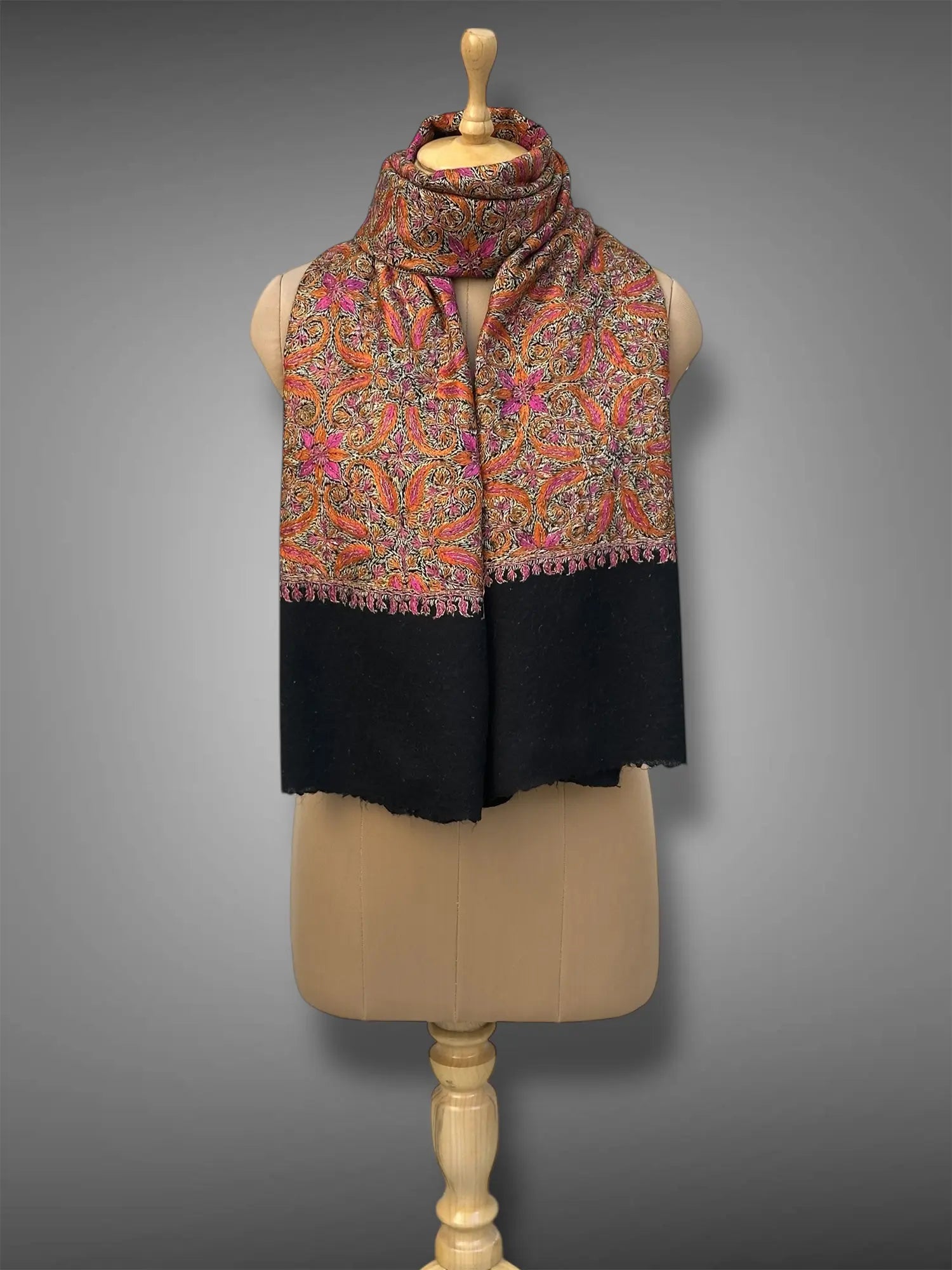 aksi Jama pashmina kashmiri black stole,  front full 2