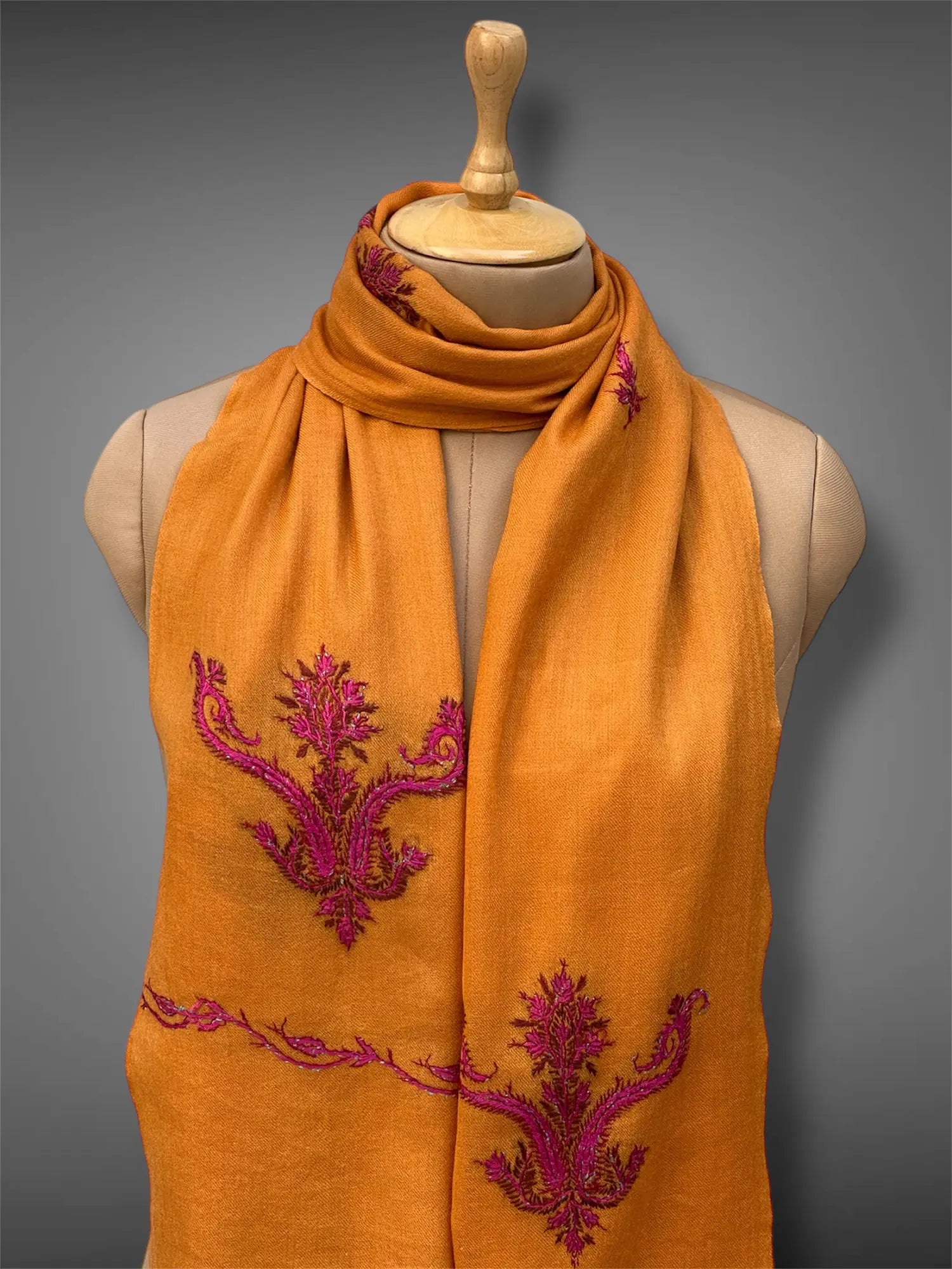 aksi pashmina kashmiri deep mustard stole,  muffler close up 2