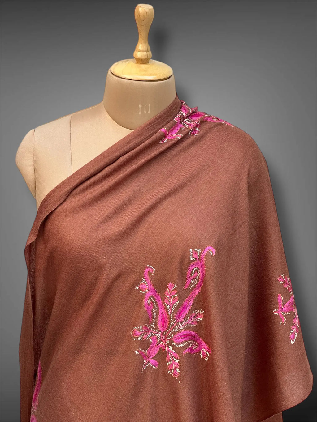 aksi pashmina kashmiri cocoa brown stole,  front close up