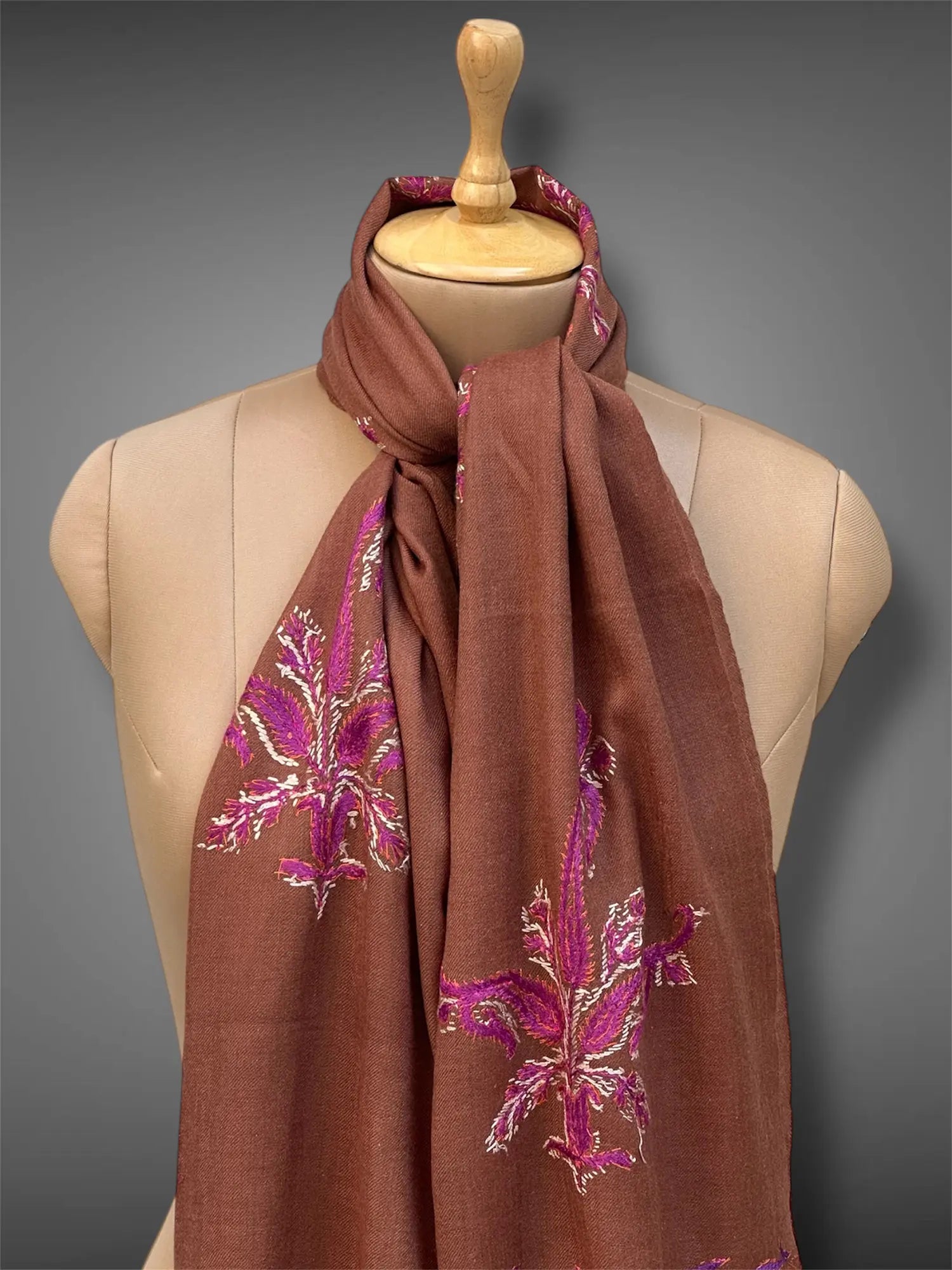 aksi pashmina kashmiri cocoa brown stole,  muffler close up 2
