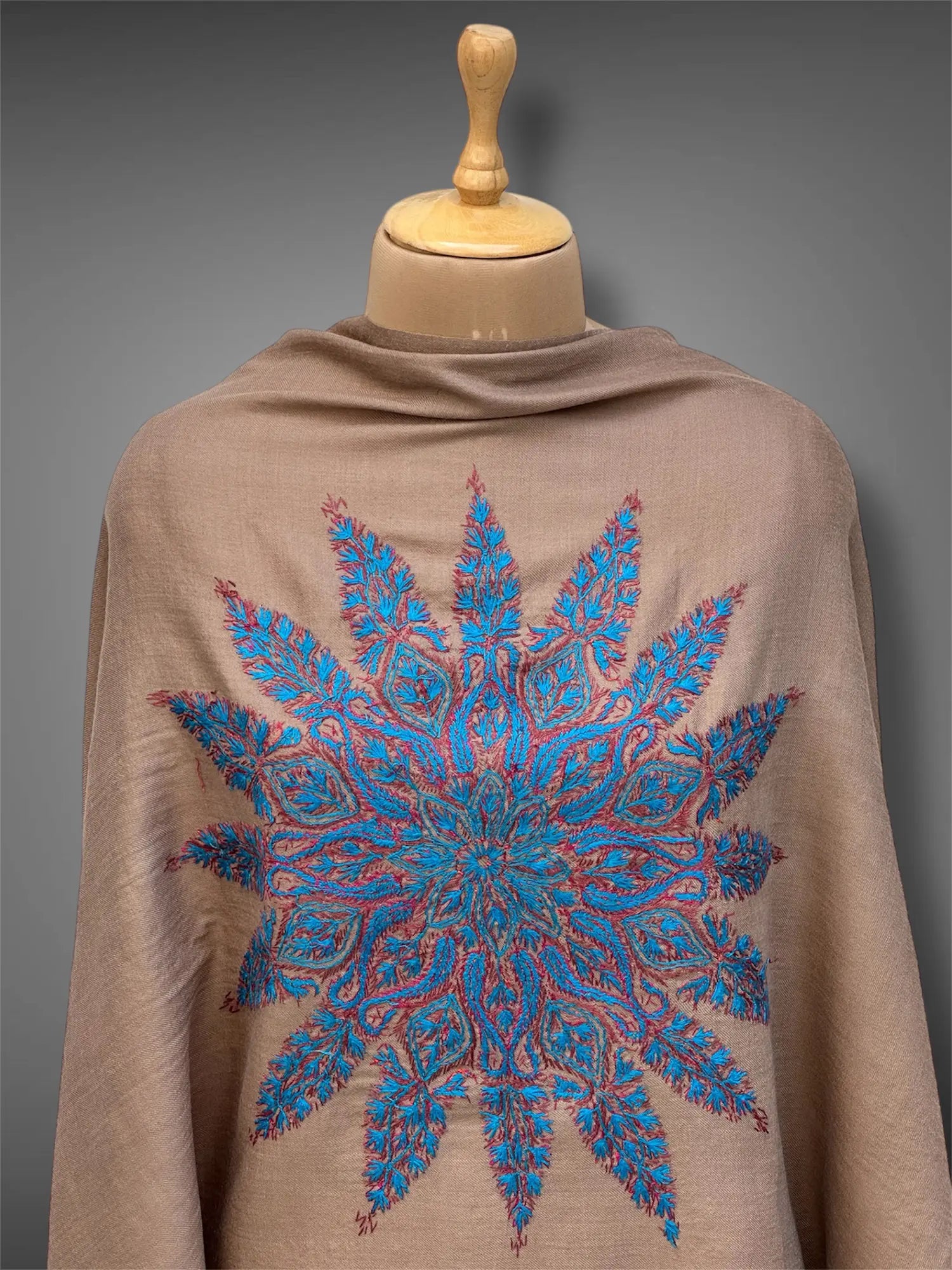 aksi pashmina kashmiri mud brown stole,  front close up 2