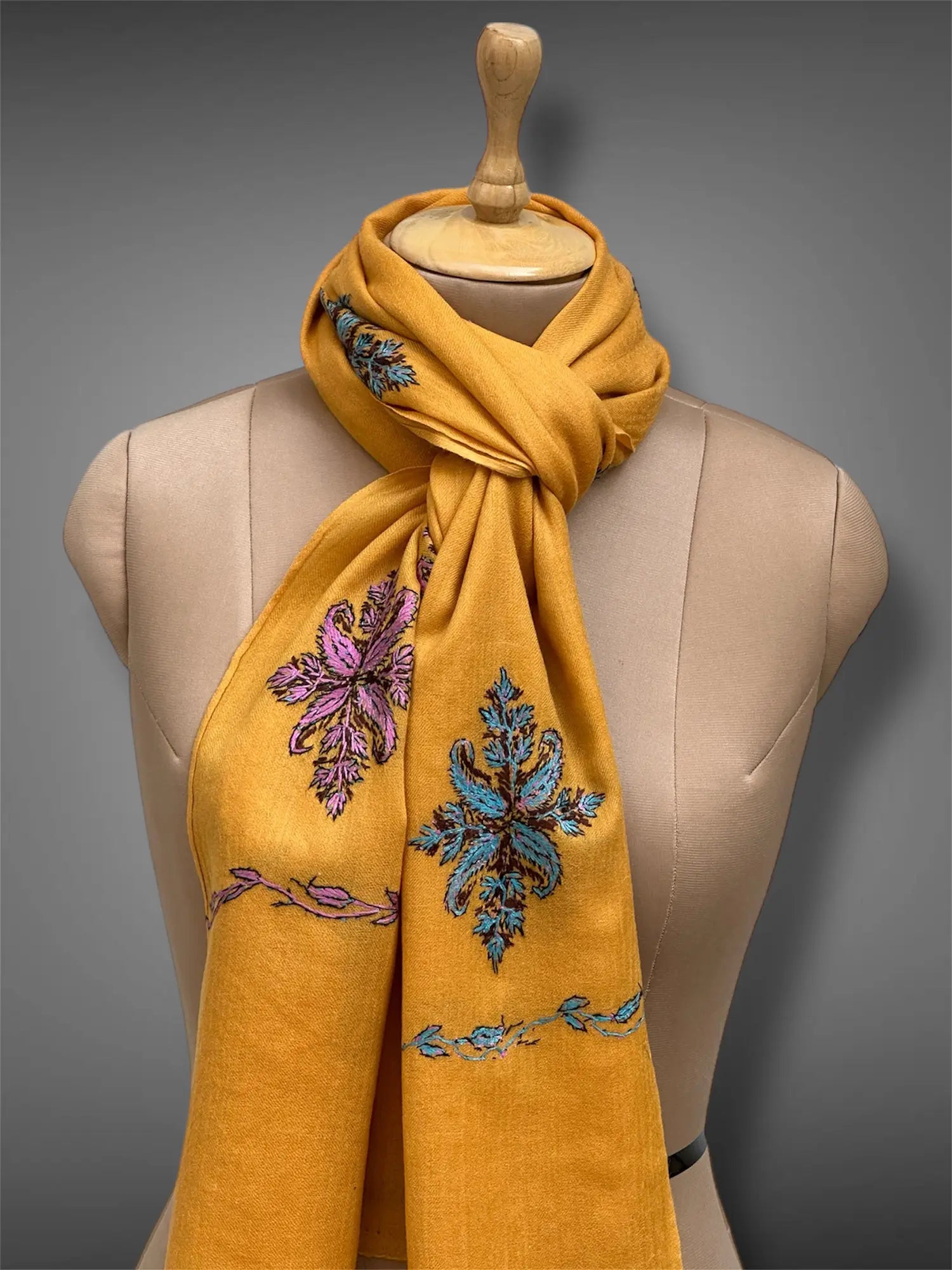 aksi pashmina kashmiri golden mustard stole,  muffler close up 3