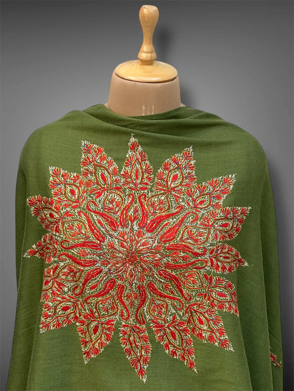 aksi pashmina kashmiri olive green stole,  front close up