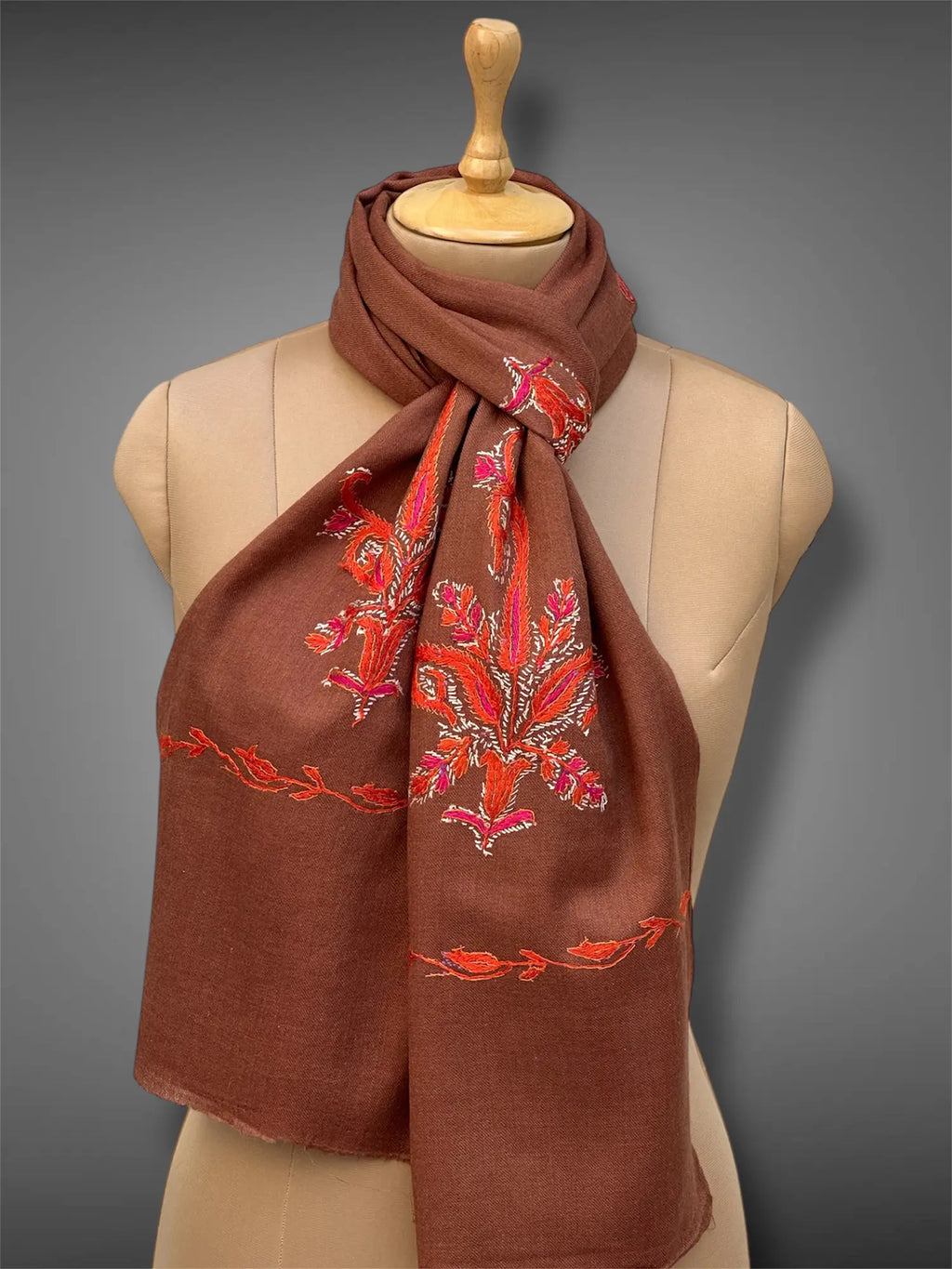 aksi pashmina kashmiri rich brown stole,  muffler close up 2