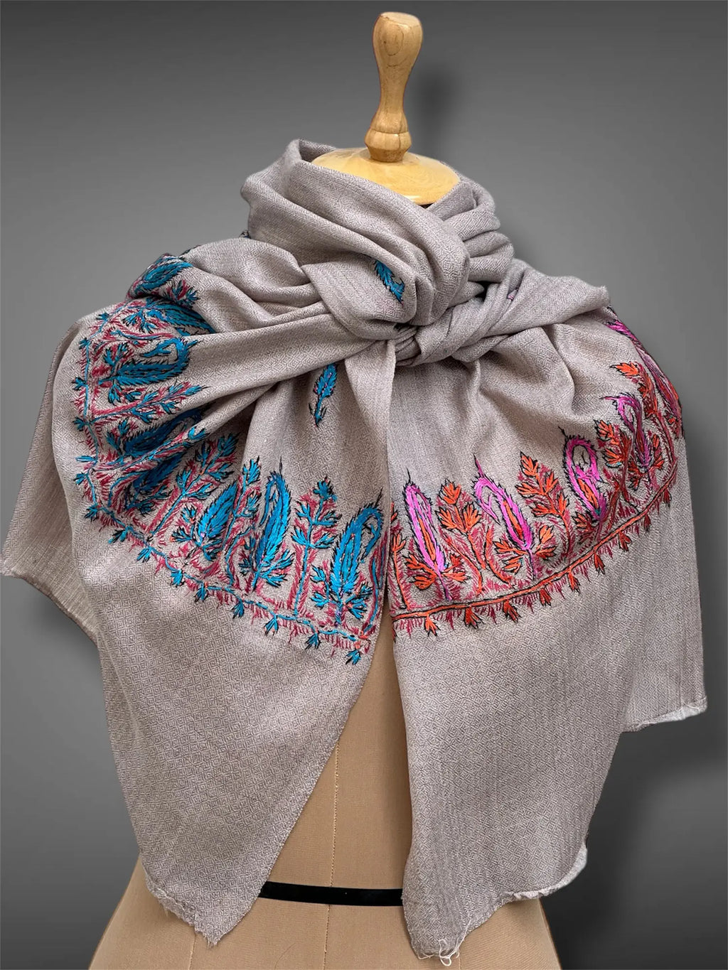 aksi pashmina kashmiri soft grey stole,  front full 3