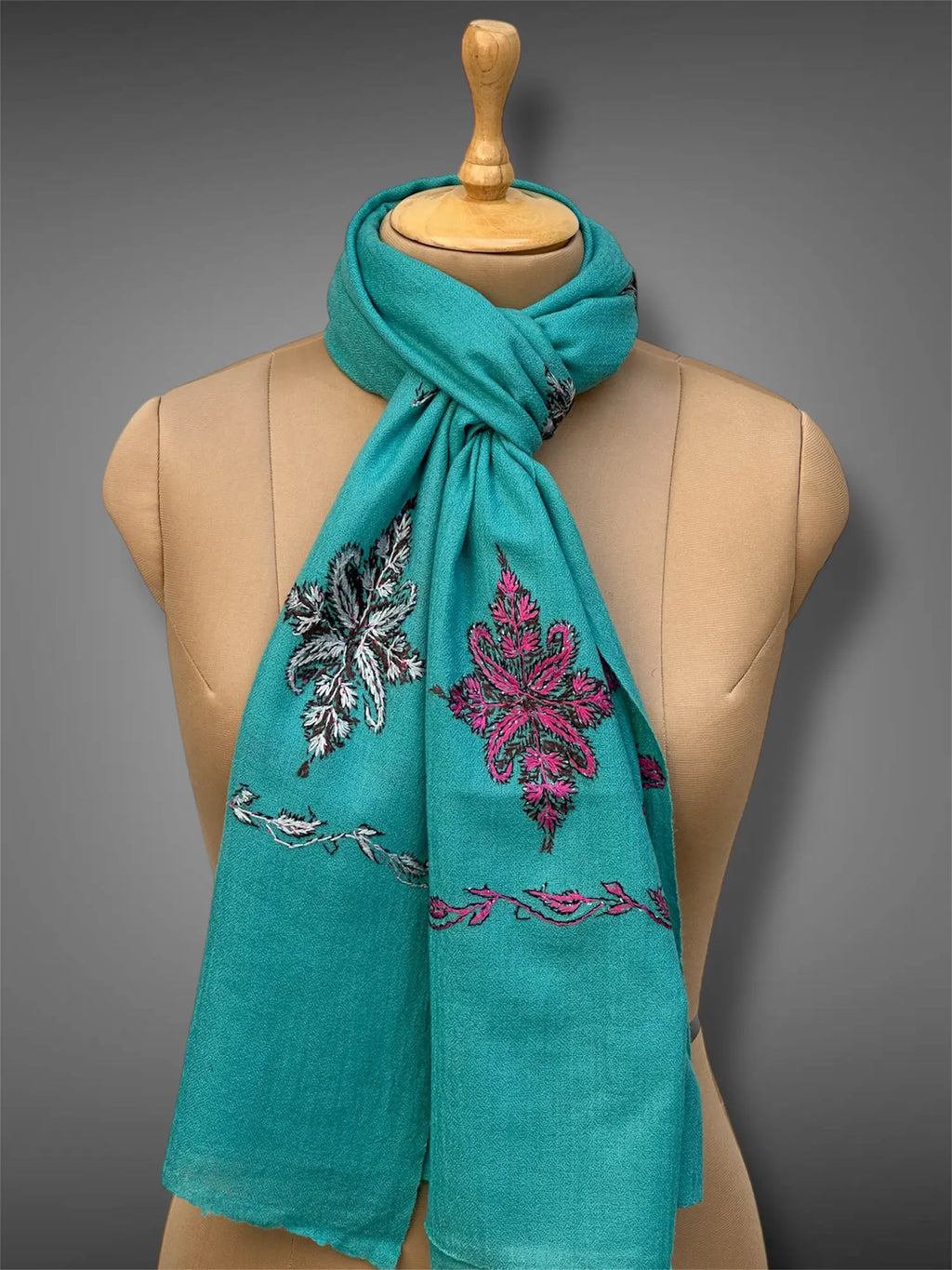 aksi pashmina kashmiri teal stole,  muffler close up 2