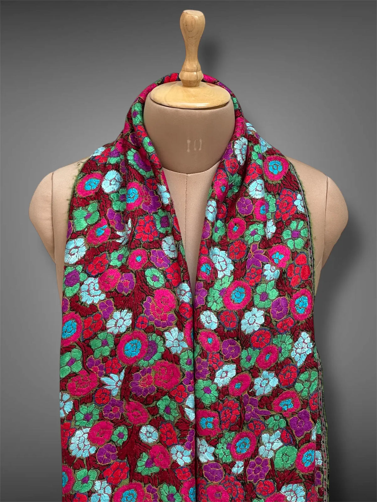 paper mache pashmina kashmiri emerald green stole,  muffler close up 2