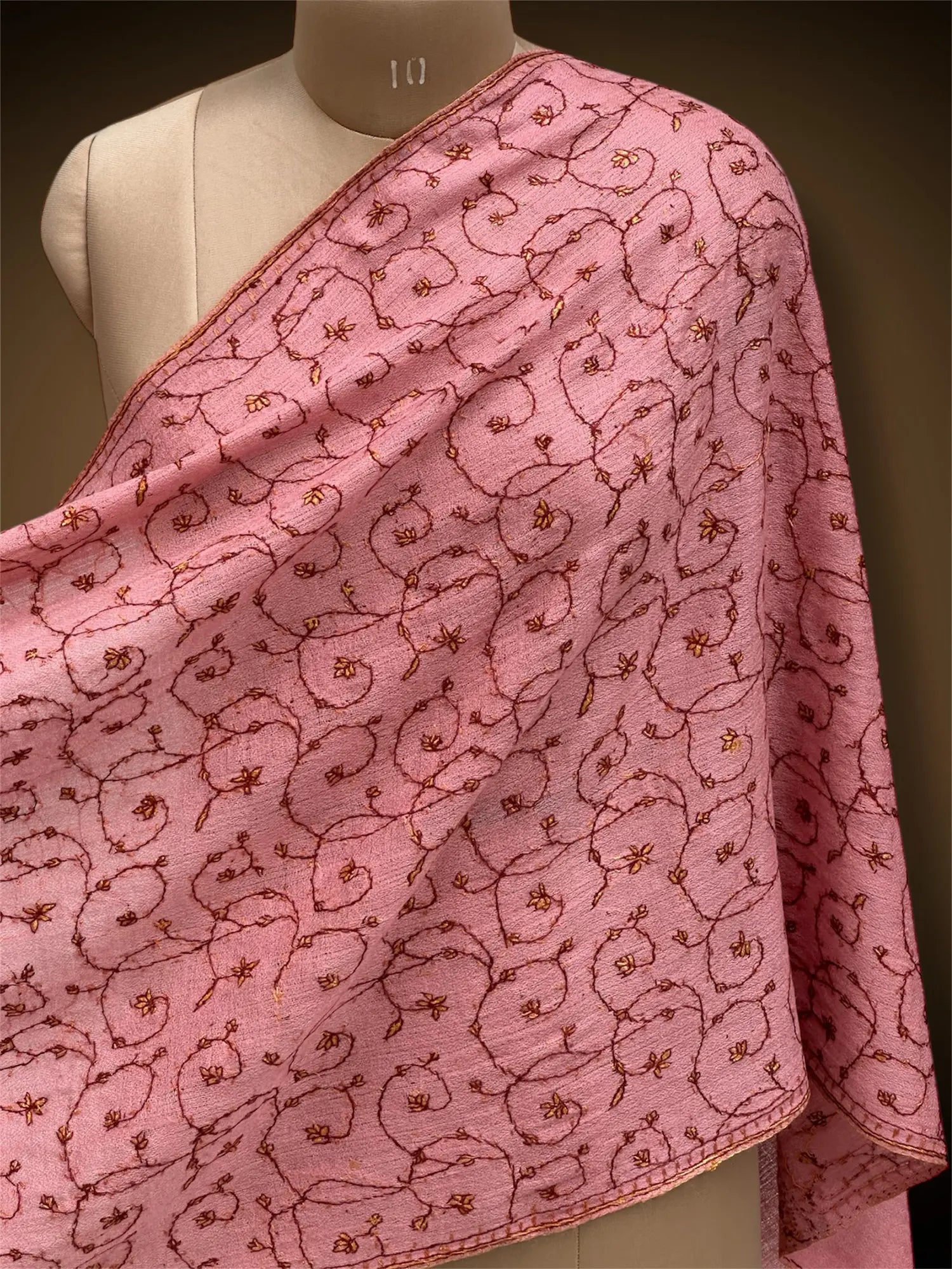sozni pashmina kashmiri rose pink stole,  front close up